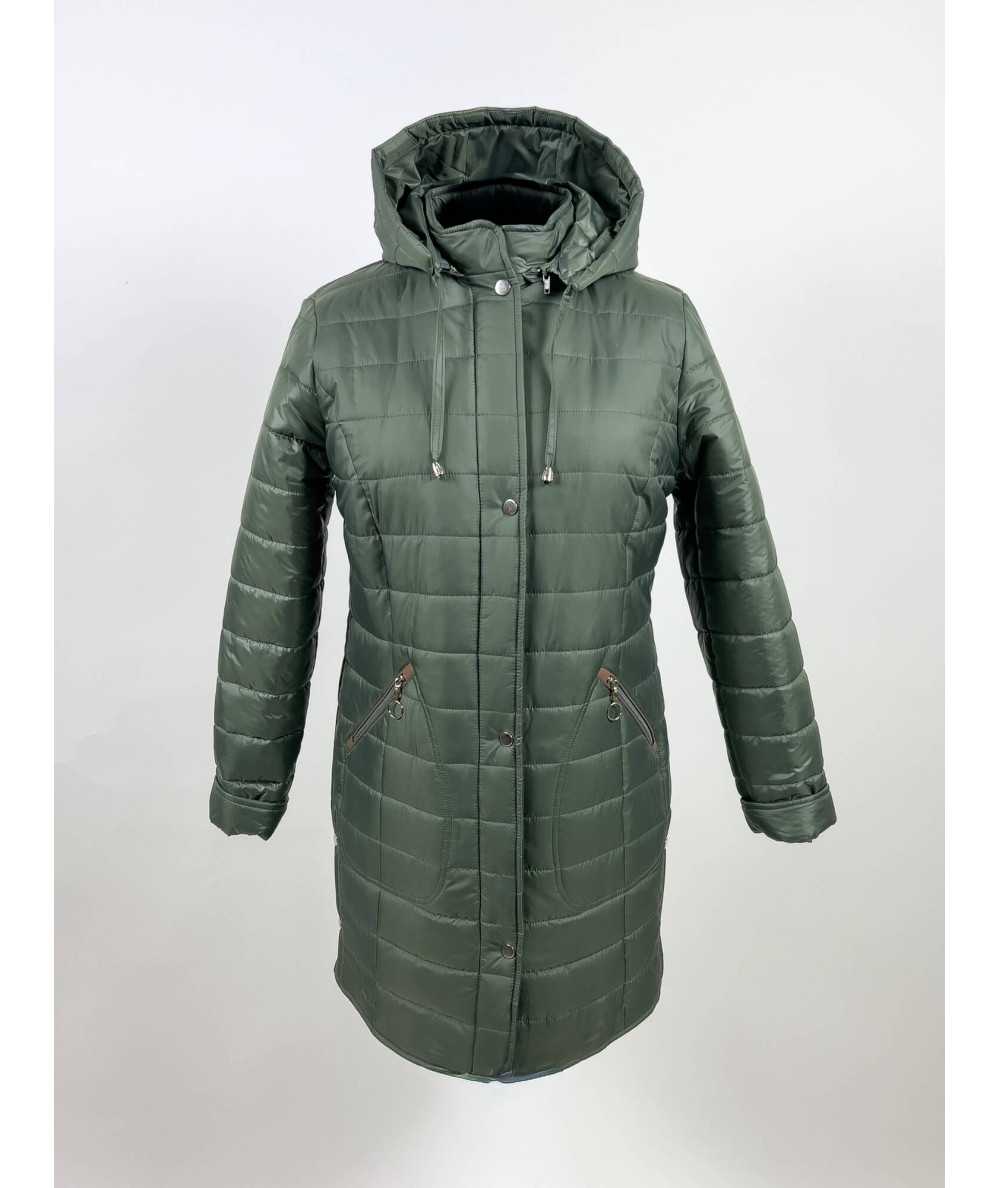 Przód dłuższej damskiej kurtki zimowej w kolorze zielonym, model Ela, rozmiary 42–52